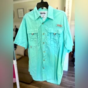 2/$15 Columbia PFG size small men’s aqua blue shirt
